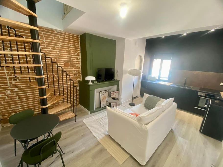 Apartamento Le 23, Cocon Dans Le Centre Historique Montauban Exterior foto