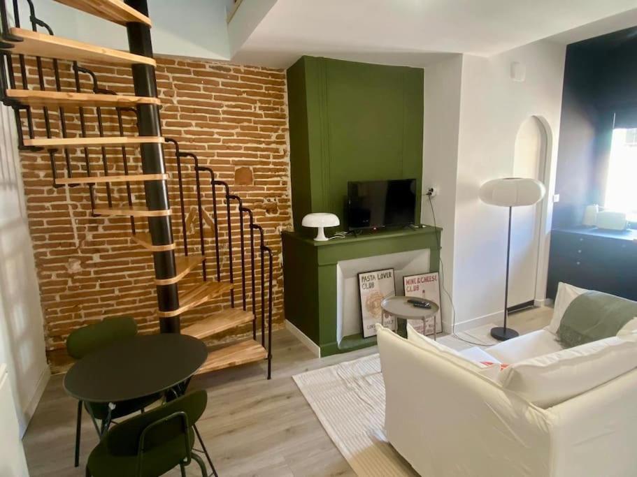 Apartamento Le 23, Cocon Dans Le Centre Historique Montauban Exterior foto